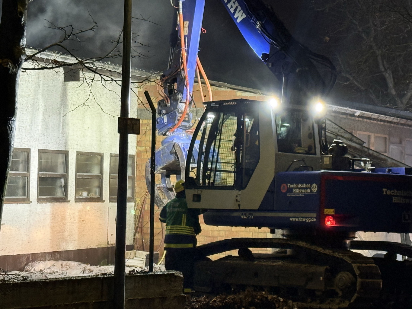 Baufachberater an Bagger